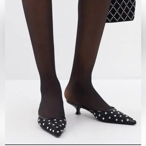NWOT KHAITE Minna 35 Crystal Embellished Black Mesh Kitten Mules Size 36/ 5.5